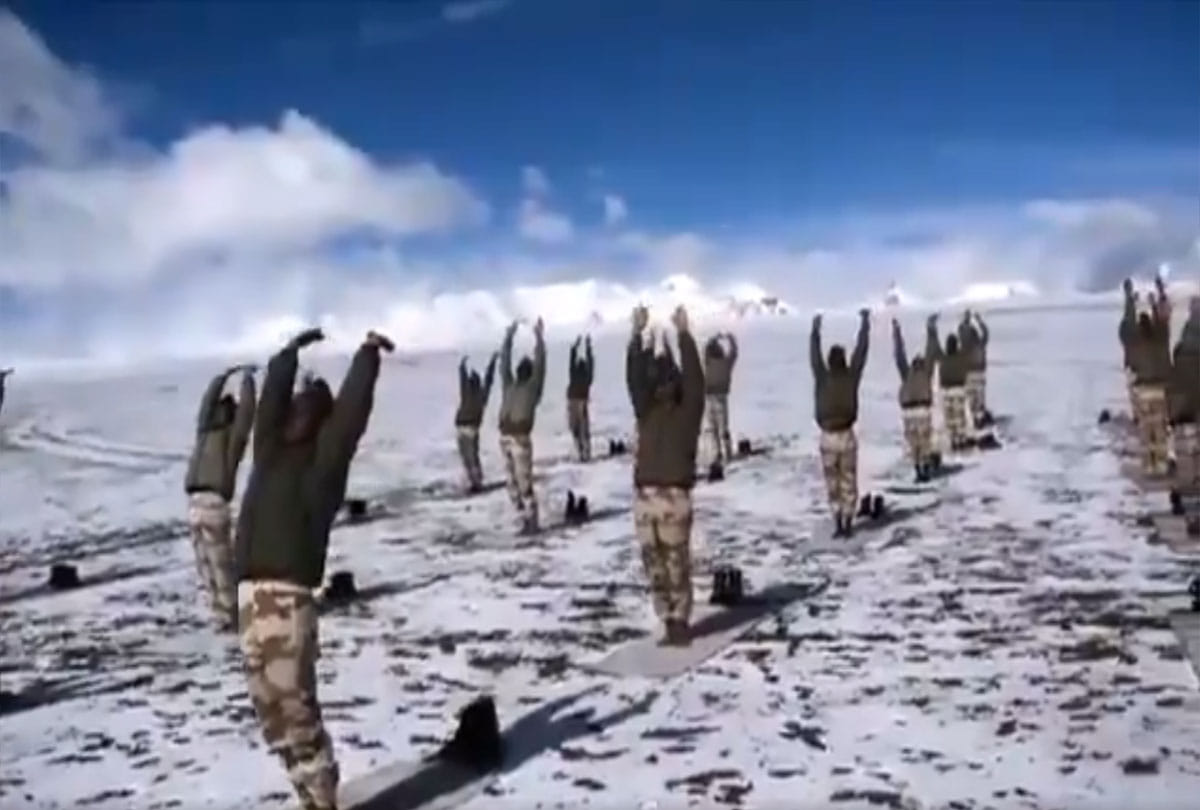 InternationalYogaDay: ITBP performs yoga at an altitude of 18,000 feet in Ladakh