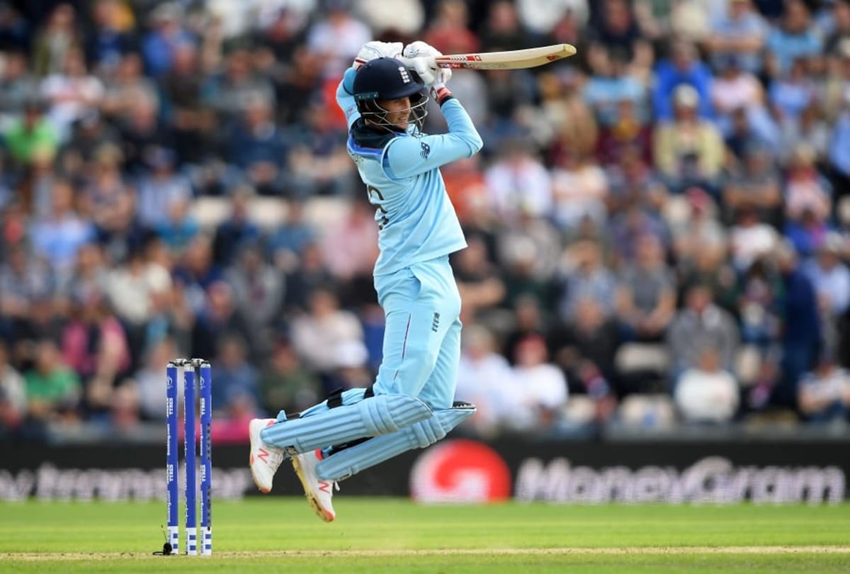 joe root and Chris Woakes played well, England won by 5 wickets in 1st odi against sri lanka 