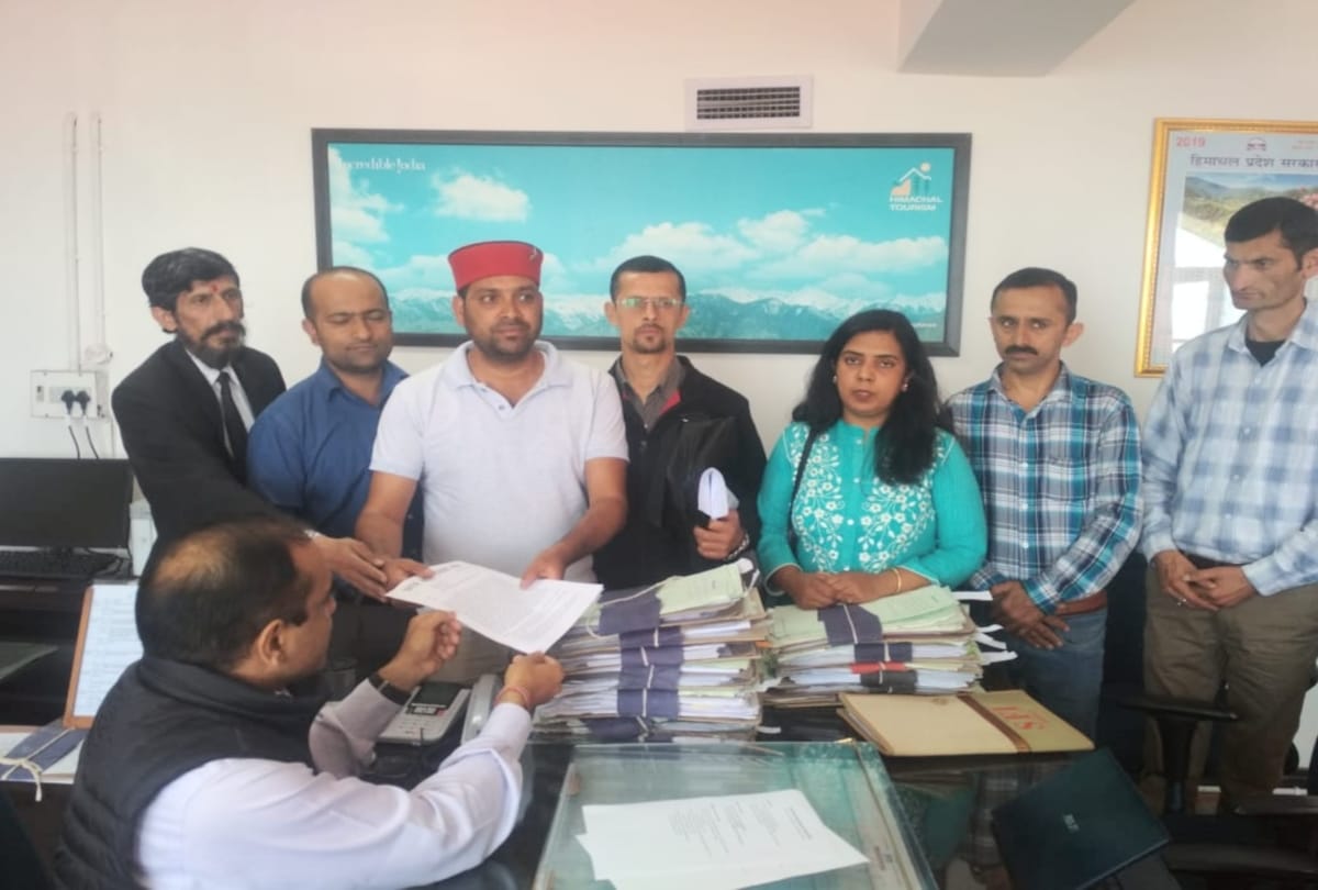 strict action will be taken against private schools who increase arbitrarily fees