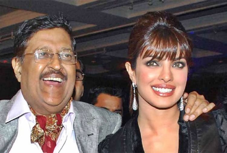 Celebs Reaction On Priyanka Chopra Emotional Note On Father Ashok