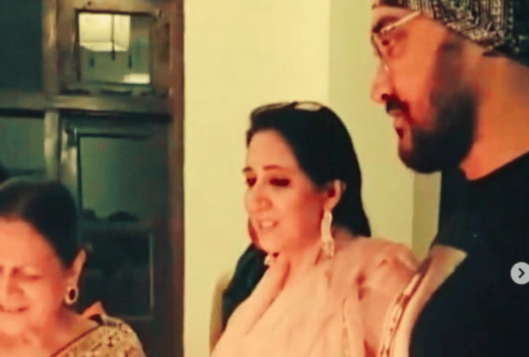 aamir khan son azad rao khan celebrate grandmother birthday