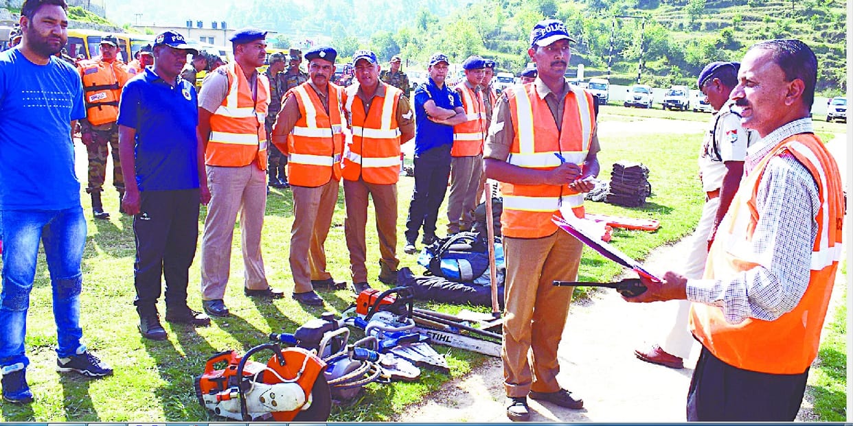 Mock drill: rehearsed rescue after earthquake