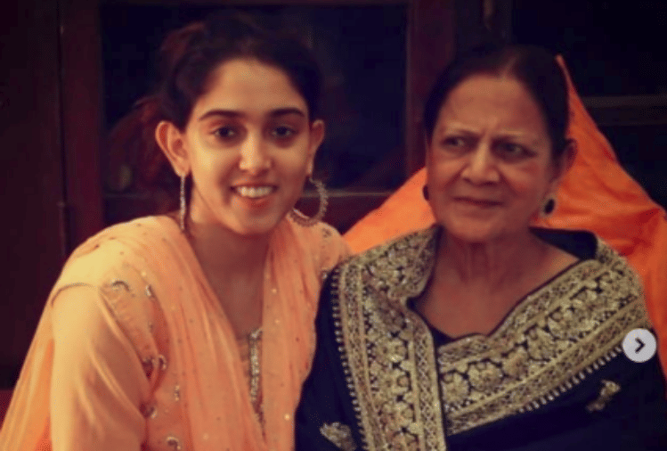 aamir khan son azad rao khan celebrate grandmother birthday