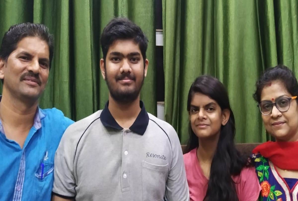 students selected in JEE-advance from lucknow