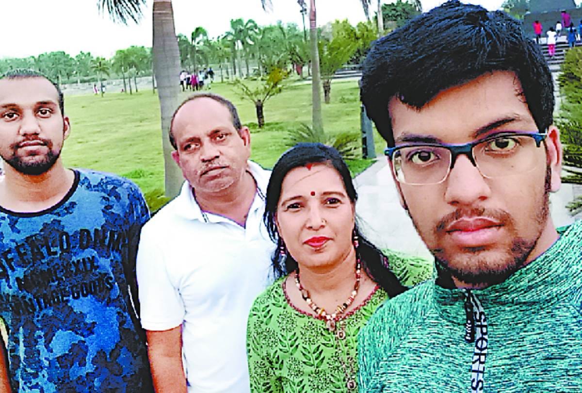 students selected in JEE-advance from lucknow