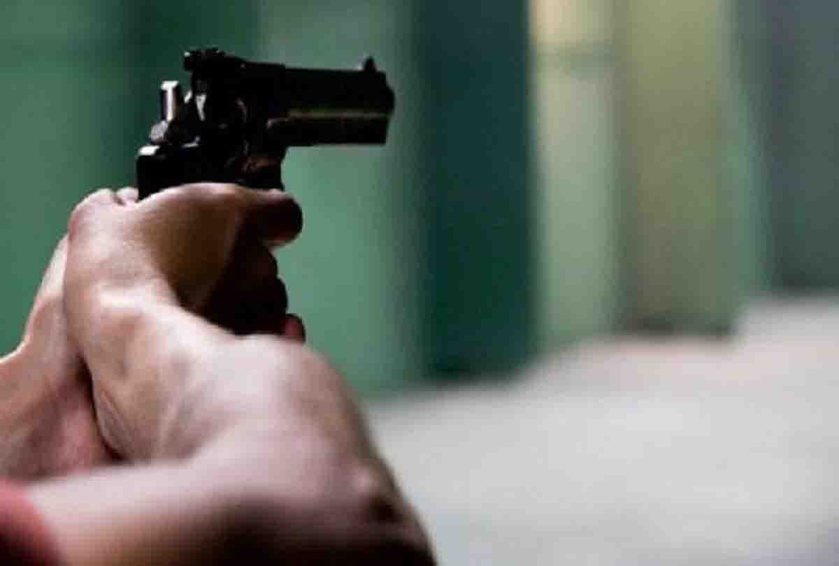 Kashi Vidyapeeth student shot