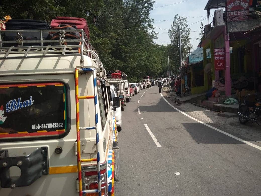 jam in char dham yatra route and nainital highway on weekend