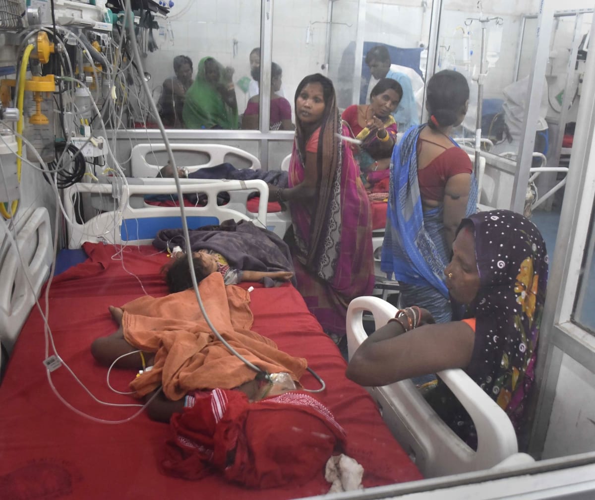 Muzaffarpur: Death toll due to Acute Encephalitis Syndrome rises to 140 in Bihar