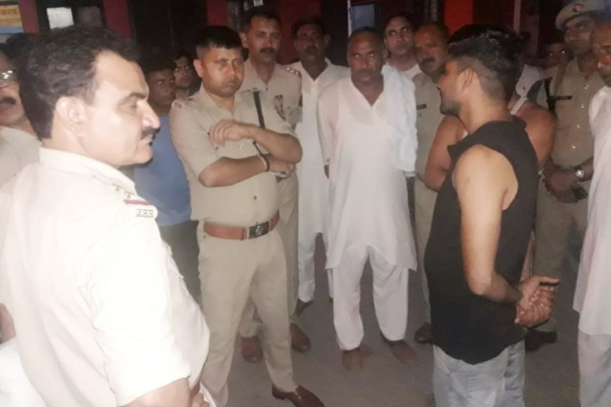 Firing during Panchayat in Baghpat District, one died, five in custody