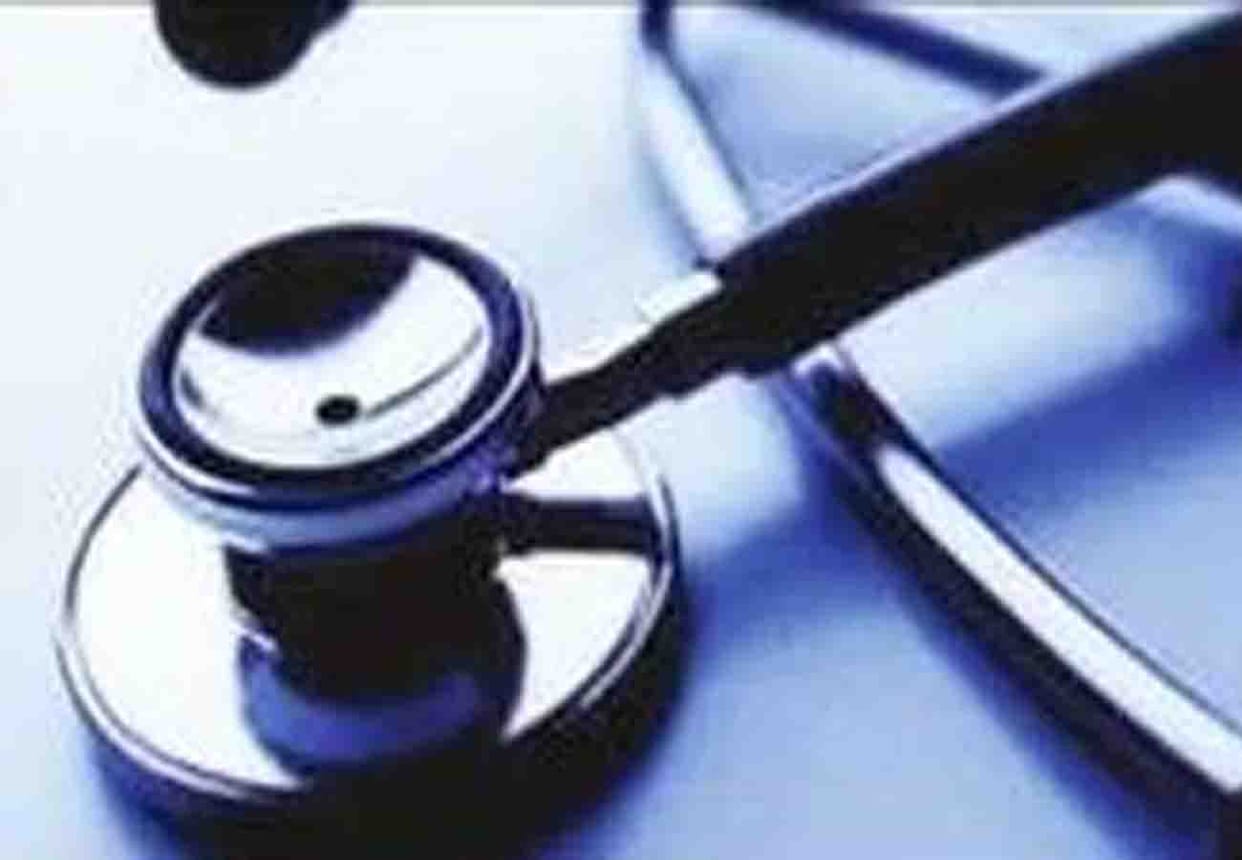 doctors on strike in kanpur after bengal incident