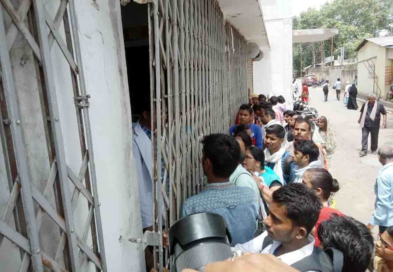 doctors on strike after bengal incident and rucks in kanpur