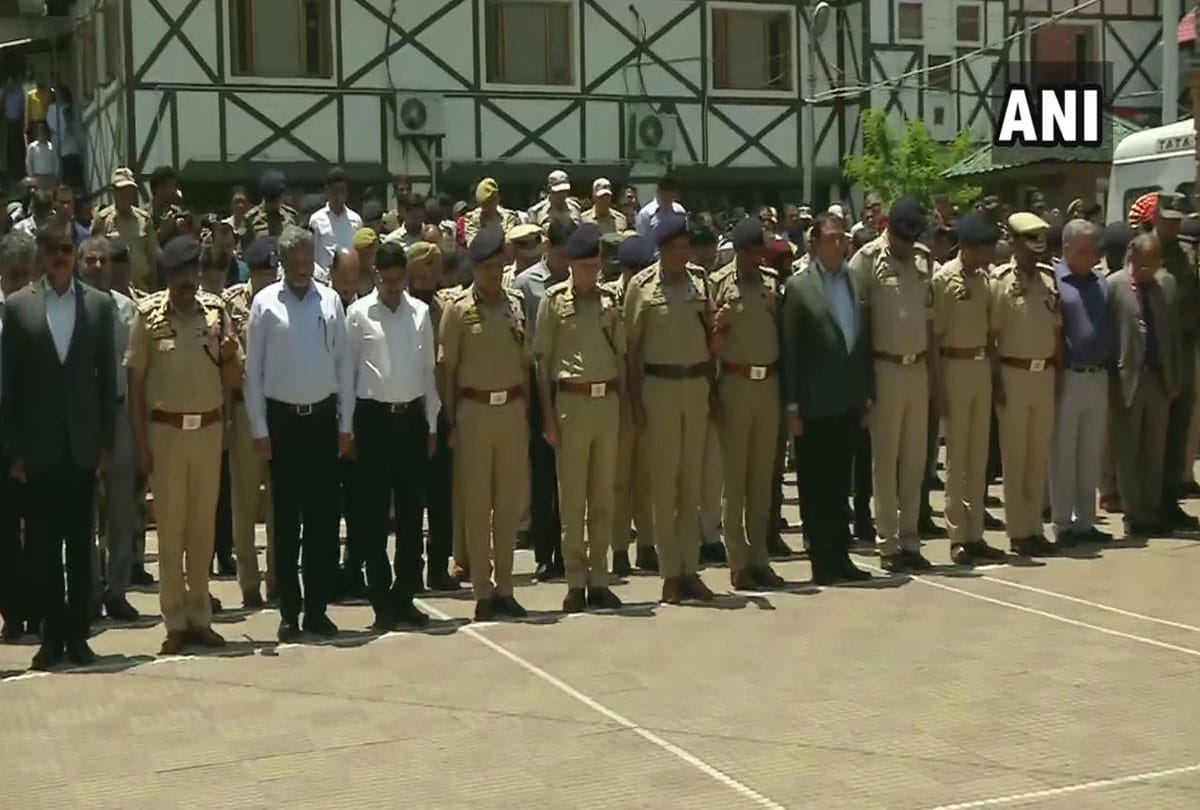 Sho Anantnag Arshad Khan Martyred While Treatment,  Last respects being paid in srinagar