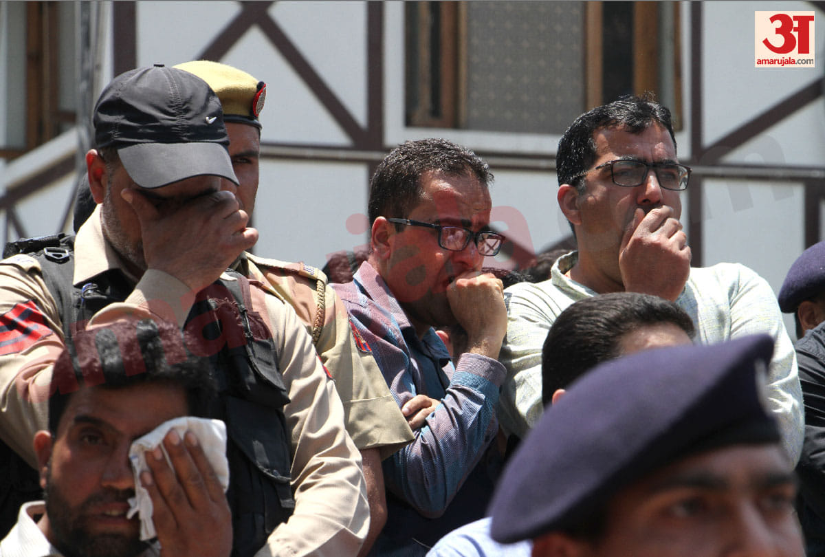 Sho Anantnag Arshad Khan Martyred While Treatment, Last Respects Being Paid by officials