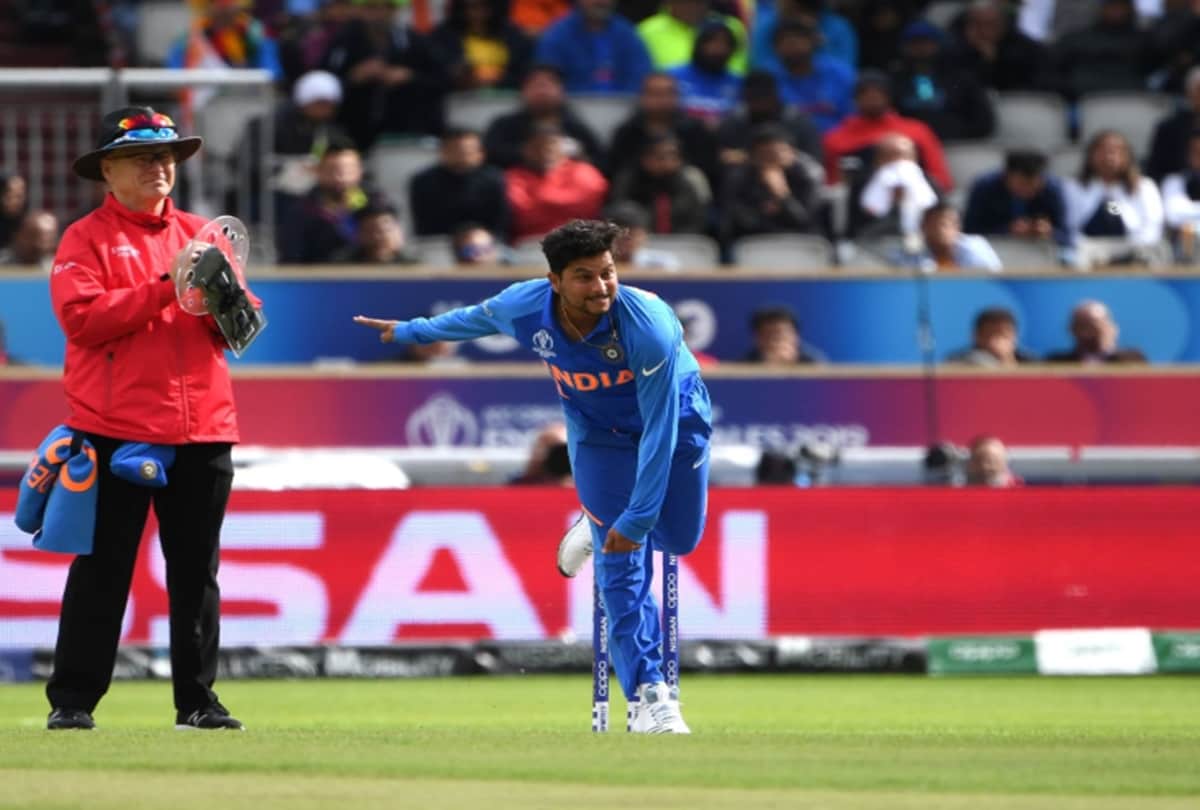 World Cup 2019: INDvPAK, Kuldeep Yadav bowled Babar Azam in his ball of the match