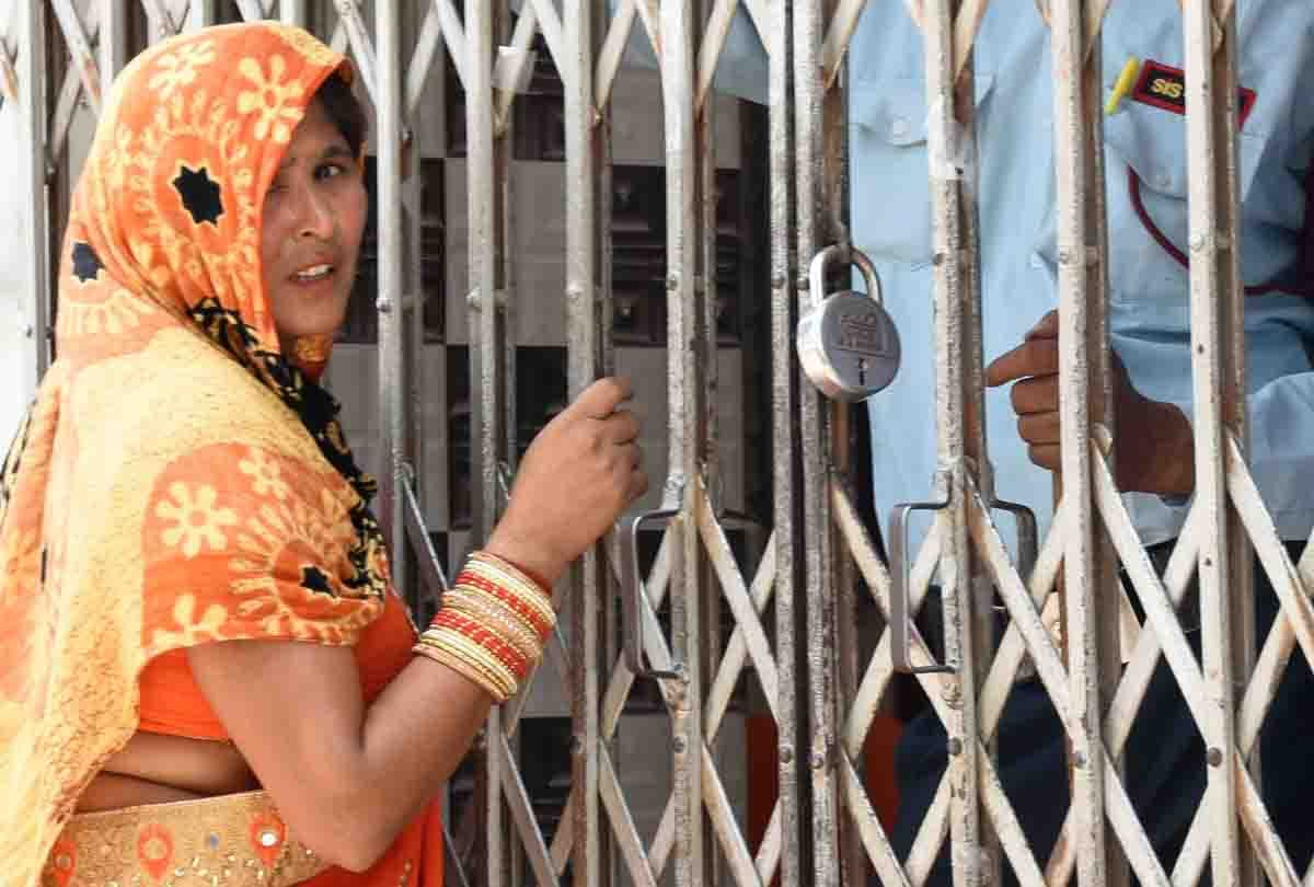 doctors on strike after bengal incident in kanpur