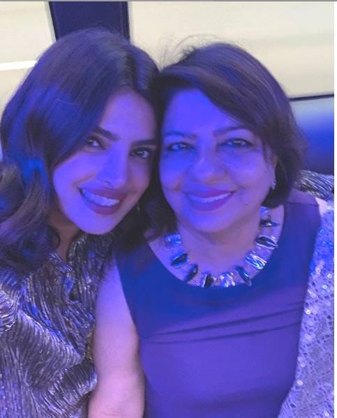 priyanka chopra share a photo with father and father in law