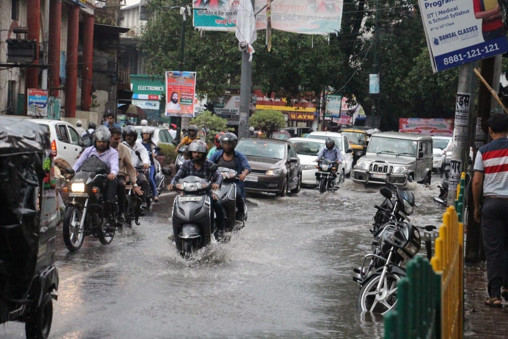 pre monsoon first rain in dehradun today