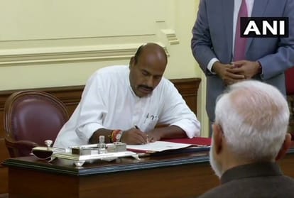 Protem Spekar in Parliament Know About Member of Lok Sabha Virendra Kumar
