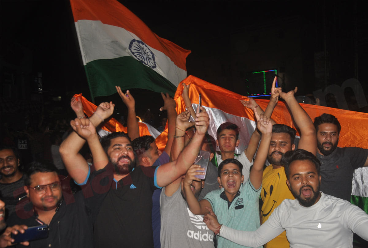 INDvPAK India Vs Pakistan Live Scorecard And Updates World Cup 2019, Jammu Kashmir photos