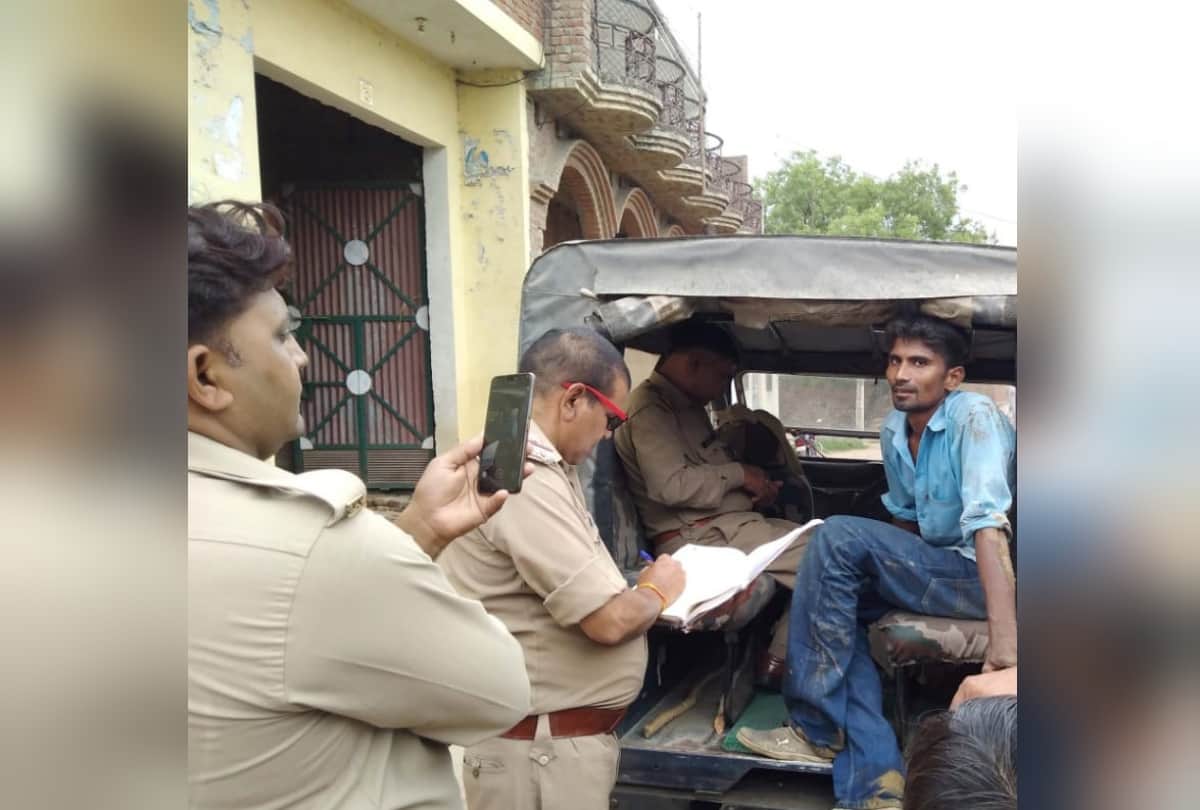 bulandshahr divyang both legs young brother killed elder by crushing him from brick hide in well