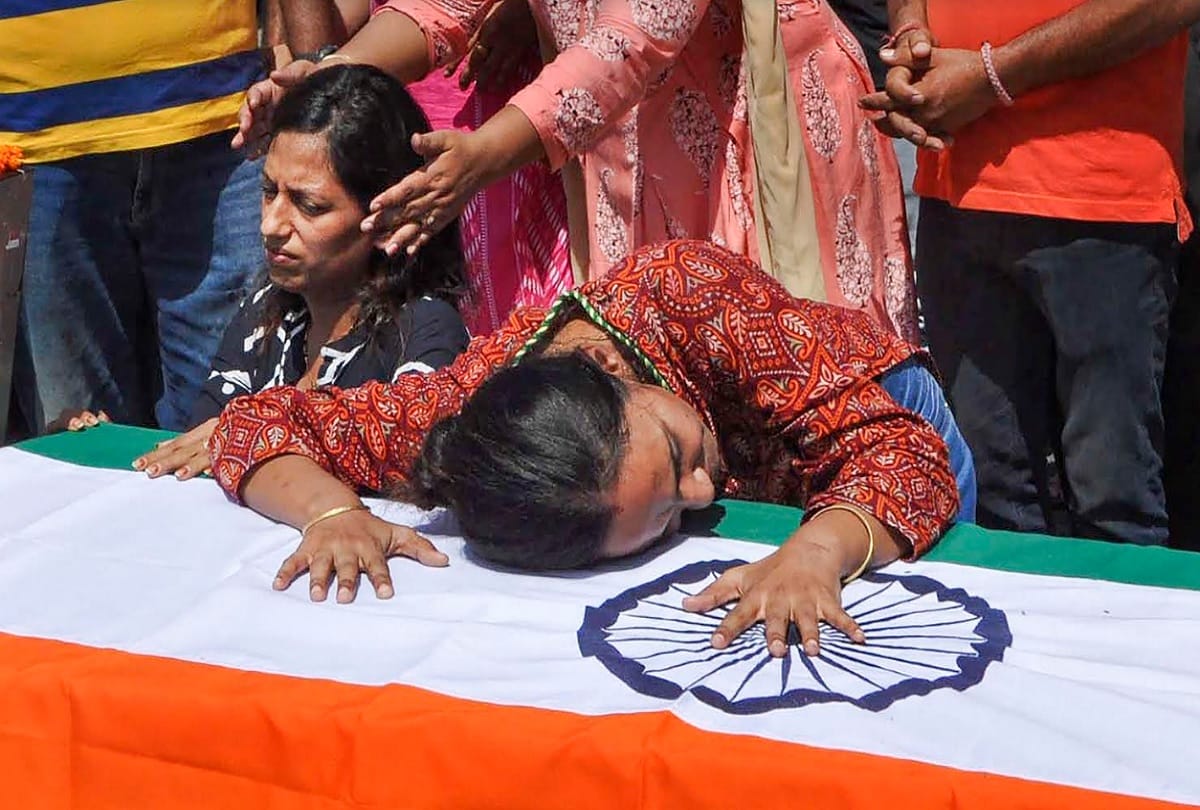 Martyr Major Ketan Sharma bravery story, reply to terrorists in Jammu Kashmir