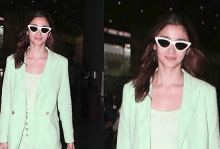 alia bhatt and ranbir kapoor spot in mumbai airport