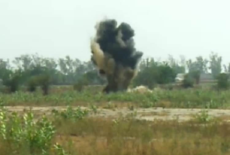 Cannon Ball Found in Garbage at Moga of Punjab
