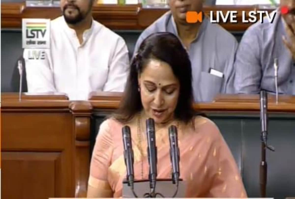 BJP MP Hema Malini raised issue of Doctors' safety, demanded law for it