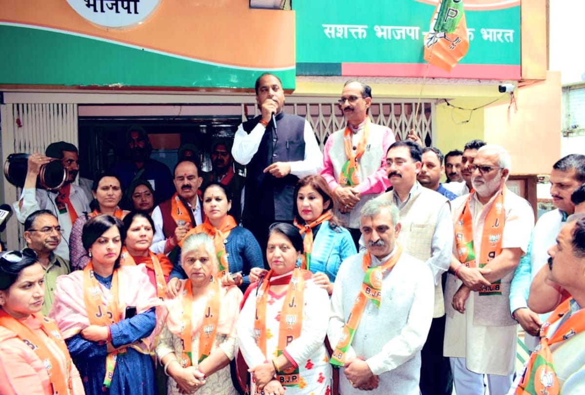 celebration in himachal after jp nadda appointed as bjp Executive National President