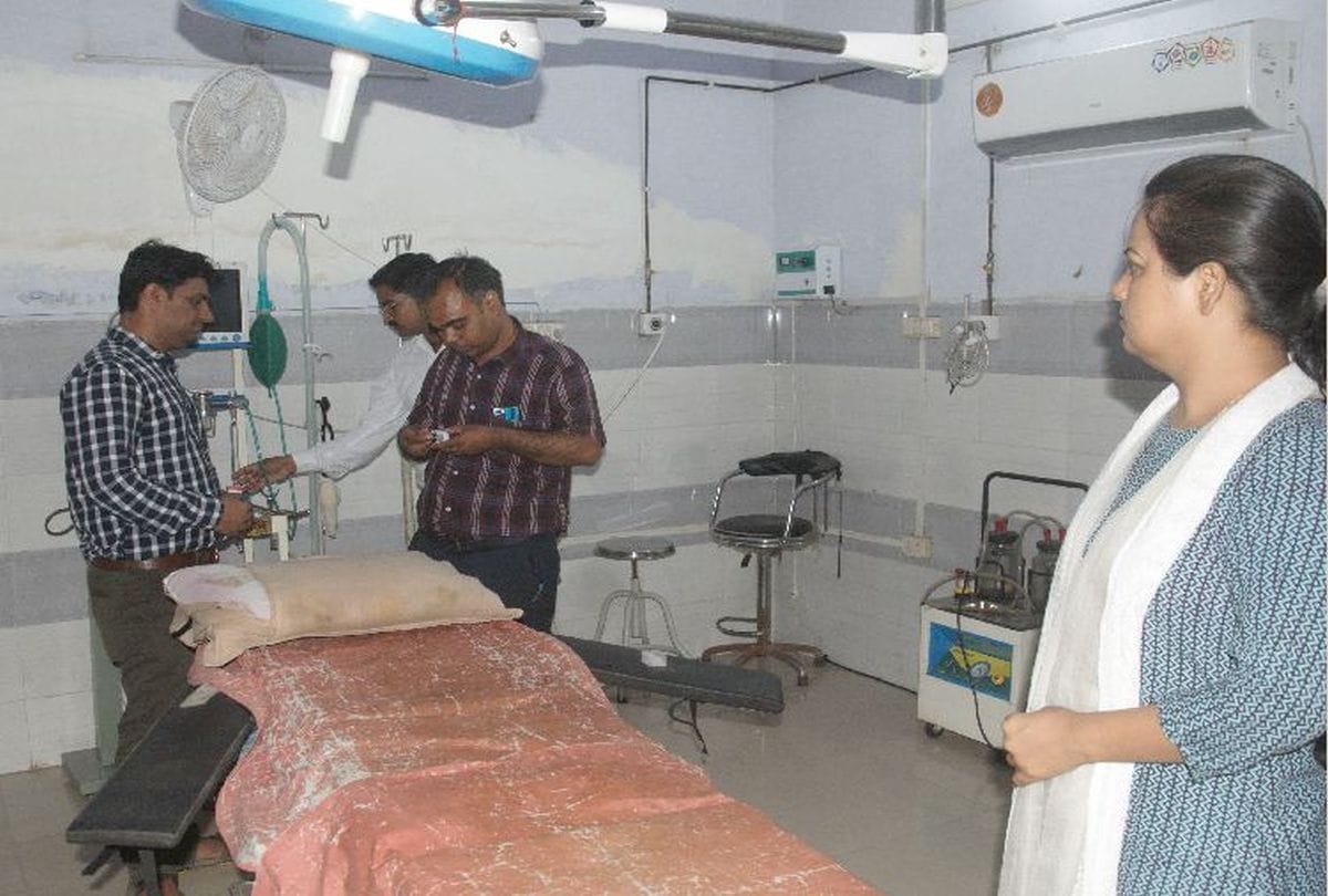 health department team sealed private hospital in agra