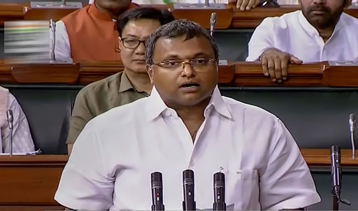 Karti Chidambaram said How can India land on Moon and still have manual scavenging