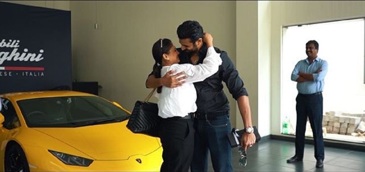 bangalore husband gifted Lamborghini Huracan supercar to his doctor wife in india