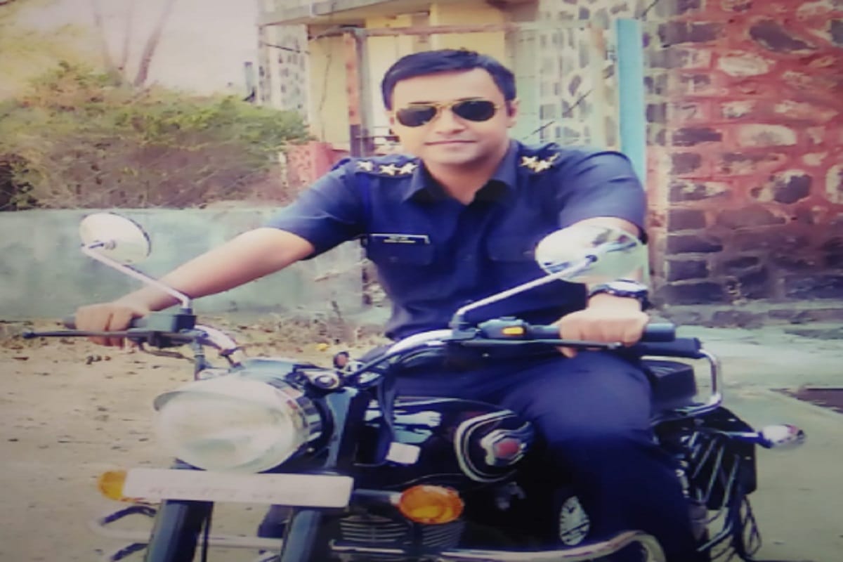 Shaheed Major Ketan Sharma never purchased sports shoes, he used to like army boots