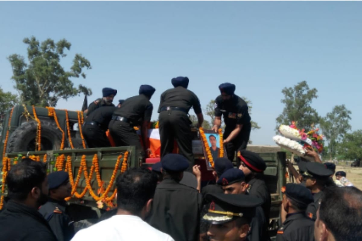 Major Ketan Sharma martyred in Anantnag encounter, every update from Meerut