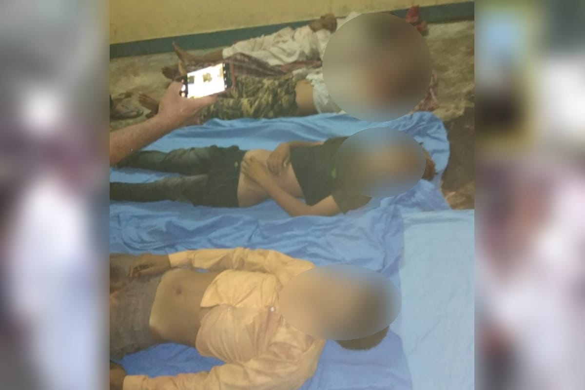 four workers from Muzaffarnagar died after a tractor trolly turned over on the road in Meerut