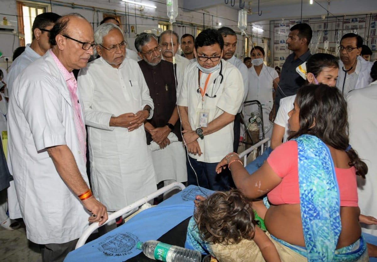 Bihar CM Nitish Kumar directs to convert SKMCH muzaffarpurinto a 2500-bed hospital
