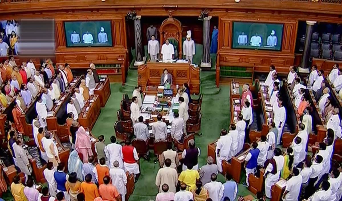 17th Lok Sabha session: Sunny Deol among new members administered oath on second day 