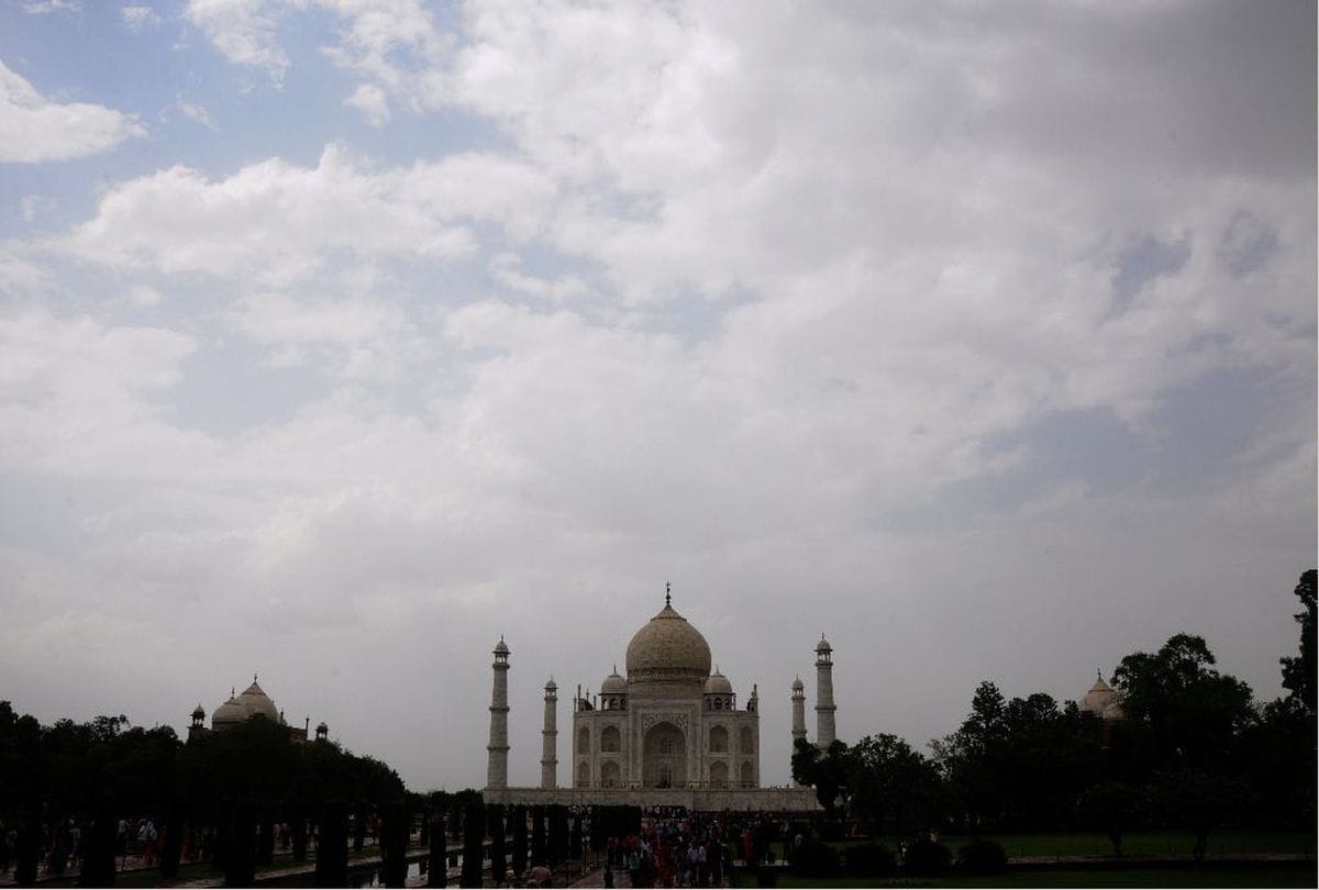 air quality index improved due to drizzling rain in agra
