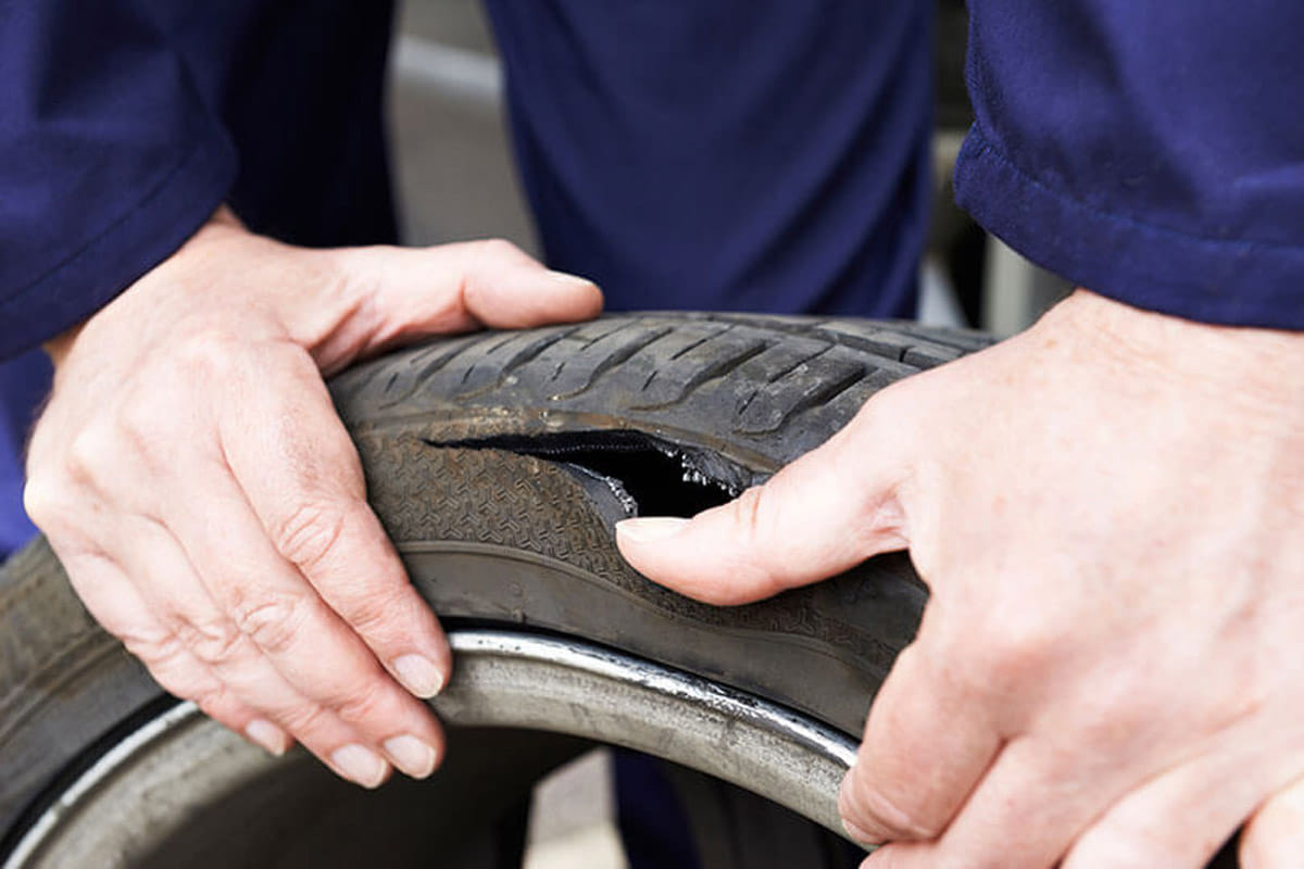Top 5 signs you need new tyres in car