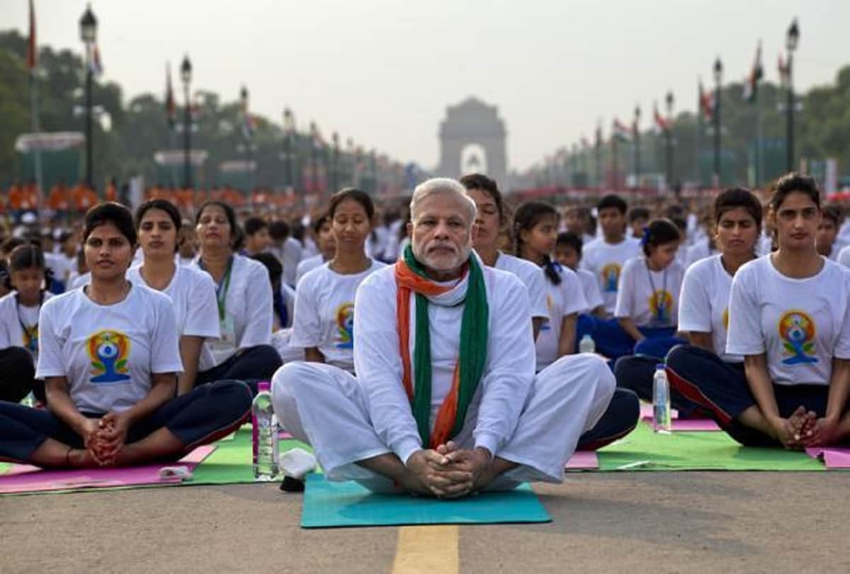 Anushka Sharma promote yoga among the masses ahead of International Yoga Day on June 21