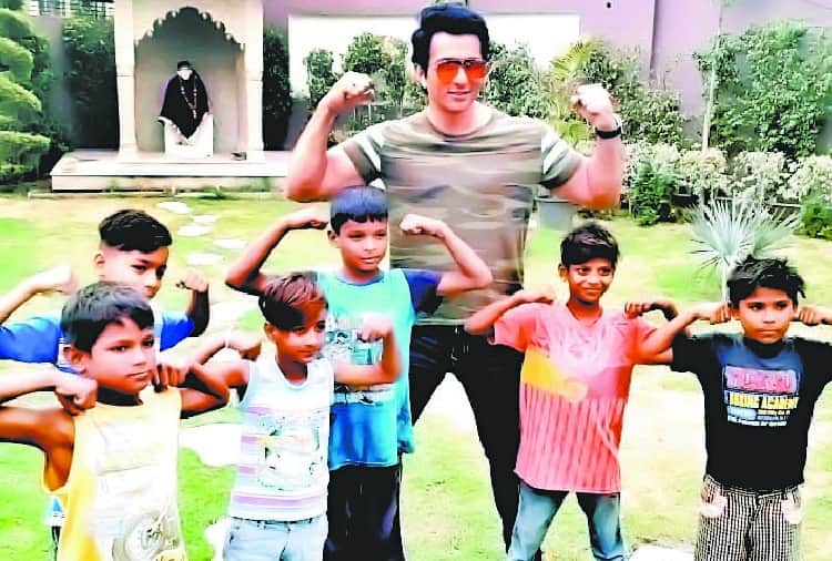 Bollywood Actor Sonu Sood Interview on Entry in Politics