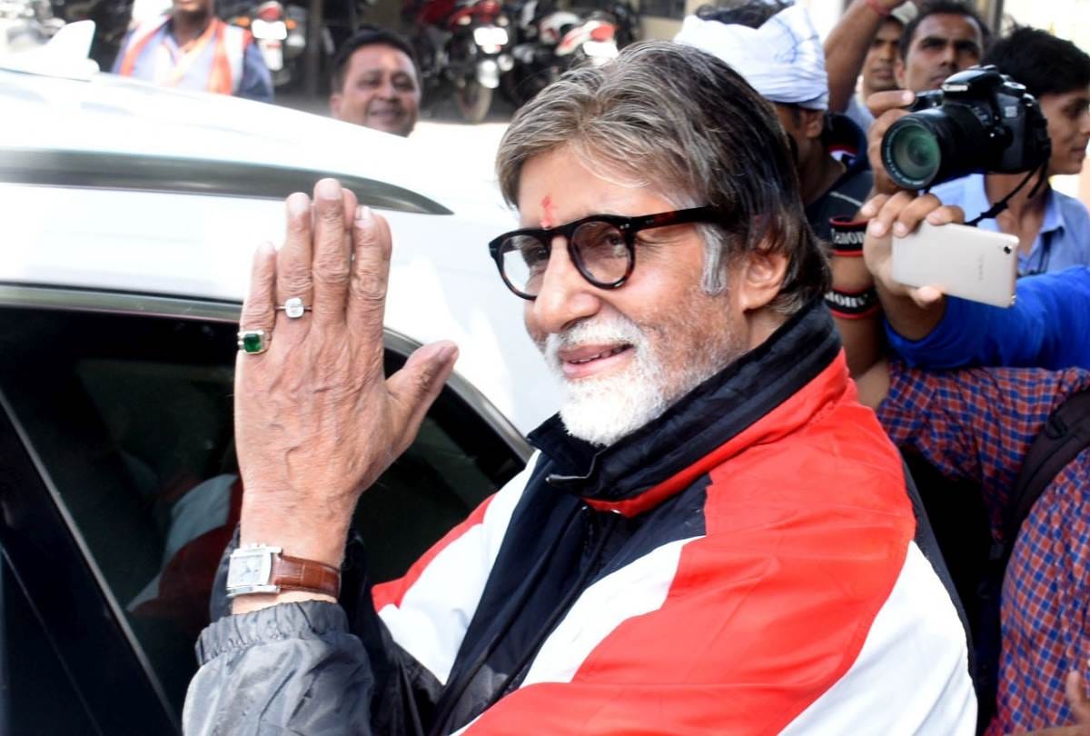 film actor amitabh bachchan reached in lucknow for shooting