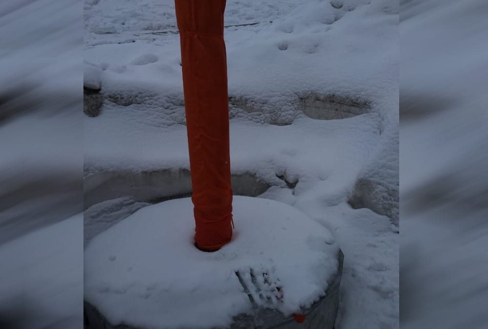 Snowfall in hemkund sahib after 20 years in june month summers 2019