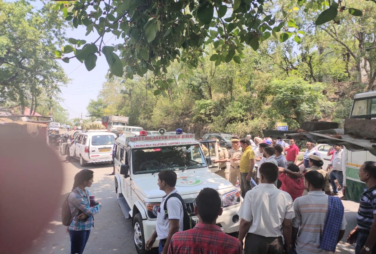rto drunk driver ruckus in bilaspur himachal