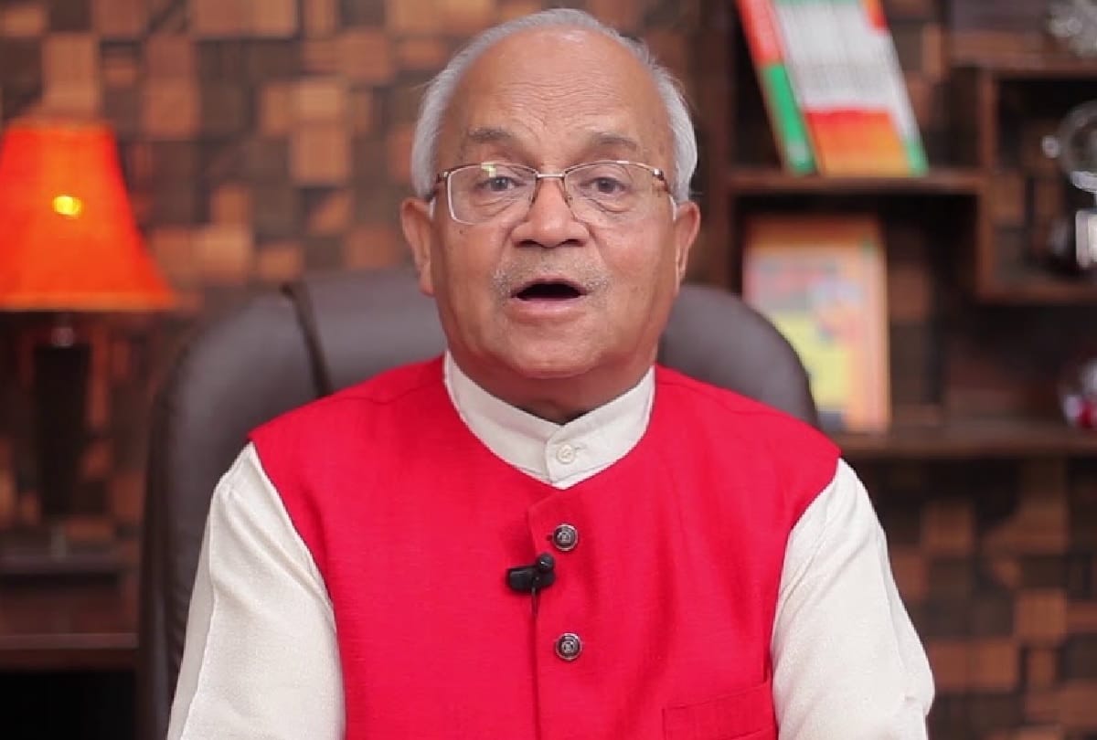 Why Nationalist government is not opposed to imposing English says Ved Prakash Vaidik