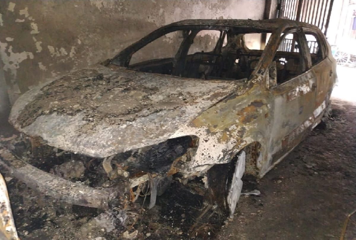 Fire in a six-storey building at Delhi