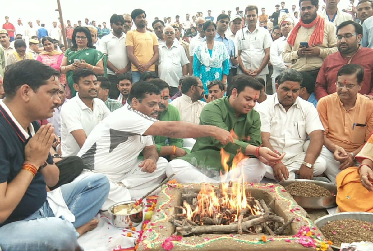 revival of boodhi ganga soron by DM Chandra Prakash Singh