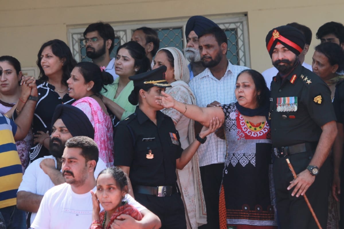 Martyred Army major Ketan sharma mother said my son was killed by cheating