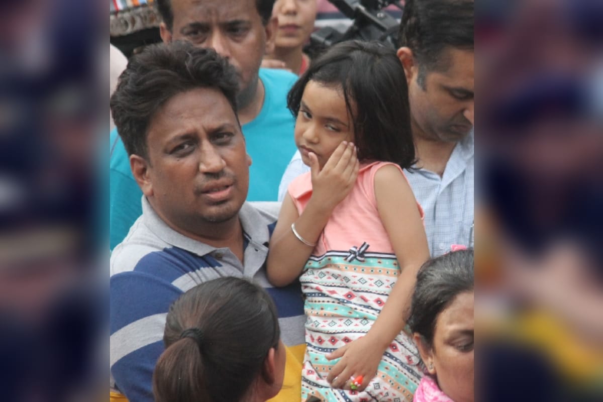 Martyred Army Major Ketan Sharma five year old daughter pictures will make you emotional