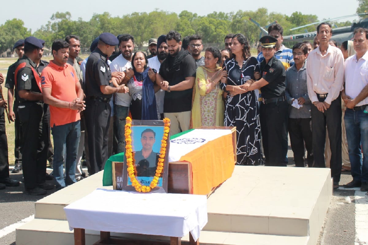Martyr Major Ketan Sharma will now never return home and photos